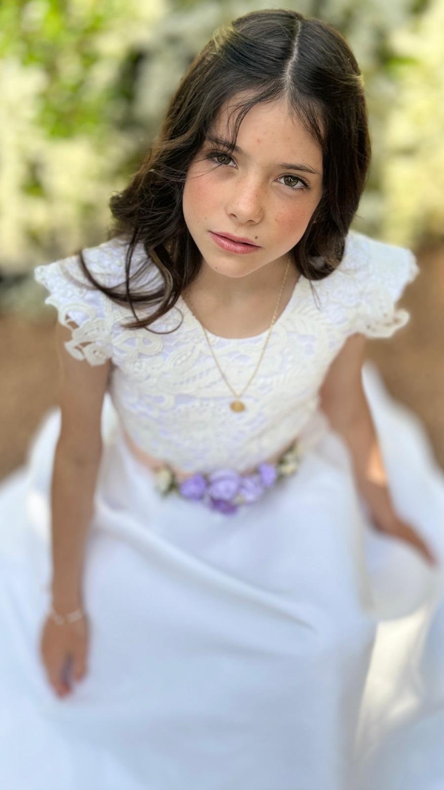 Vestidos de comunión y arras para niñas de Antonieta Couture